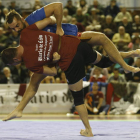 Clemente Fuertes lograba el título en su primer peso, semipesados, superando en semifinal a Samuel Pérez y en la final a su hermano Sergio, con polémica.