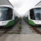 Dos trenes listos para funcionar en la planta de Alstom en Santa Perpètua de Mogoda.
