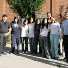 El equipo de ayudantes de mediación del Claudio Sánchez Albornoz con el jefe de estudios
