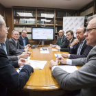 Los delegados del Gobierno en Castilla y León, La Rioja y Extremadura, en la reunión.