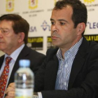 Javi Castellano, a la izquierda, junto a su hermano gemelo Dani, que jugará en el Alavés hasta que l