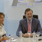 María Dolores de Cospedal junto a Mariano Rajoy.