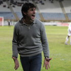 Juan Ferrando se hartó de dar explicaciones a sus jugadores durante el partido.