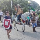 El rey Alfonso X el Sabio cabalgó ayer durante la fiesta medieval. V.A.