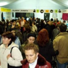 La carpa ferial, muy concurrida, estuvo instalada en la plaza Santa Bárbara de Bembibre