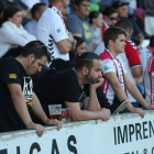 La afición culturalista con gesto contrariado.