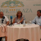 Belarmino López, Sagrario González y Manuel Ortiz, ayer.
