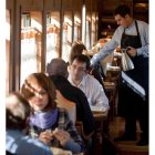 Vagón restaurante del Expreso de La Robla.