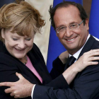 Merkel y Hollande, en la ceremonia del 50 aniversario de la reconciliación franco-alemana.