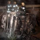 Estado en el que quedó el Seat Ibiza conducido por el suicida