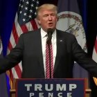 Trump echa de un acto electoral a un bebé que lloraba.