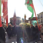 La comitiva procesional en honor a Santa Lucia en San Isidoro.