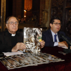 La revista se presentó ayer en el coro de la Catedral. MARCIANO PÉREZ