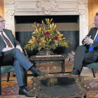 Pragmáticos 8Cameron (izquierda) y Juncker, en la lujosa casa de campo de Chequers, ayer.
