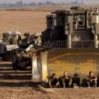 Los soldados israelíes están a la espera de la orden que les obligue a invadir la franja de Gaza