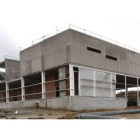 Las obras del centro Ventas Oeste están paradas ante la desesperación vecinal.
