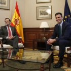 Rajoy y Sánchez se reunieron en febrero para tratar de sacar adelante un nuevo gobierno. MARISCAL