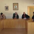 Un momento de la reunión de los alcaldes con los técnicos de REE