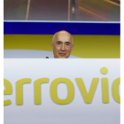 Rafael del Pino en la junta general de Ferrovial que decidió su traslado a Países bajos. JAVIER LIZON