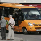 Imagen de archivo del vehículo que realiza el servicio de búho los sábados en Ponferrada.
