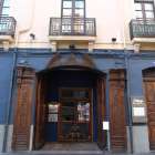 Entrada al restaurante Zuloaga de la capital leonesa, establecimiento sobre el que trabaja un equipo de ‘Cuarto Milenio’.