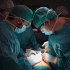 Un trasplante renal en el Hospital La Paz de Madrid, en el 2017.