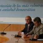 Pedro Núñez Morgades, Miguel Martínez y Juan Francisco Escuredo durante la presentación