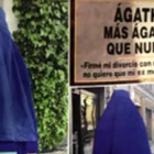 Agatha Ruiz de la Prada firma el divorcio de Pedro J. Ramírez con burka.