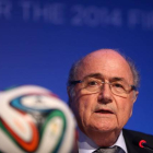 El presidente de la FIFA Joseph Blatter, durante una conferencia de prensa, el jueves, en Costa de Sauípe, Bahia (Brasil).