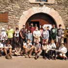 Profesores y participantes en el curso junto a Carmen Mallo en la Casona. DL