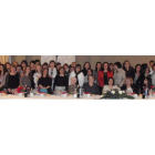 Unas 65 mujeres se reúnen en el Restaurante La Hacienda de La Bañeza para clausurar la Semana de la Mujer.