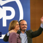 De Cospedal junto al cabeza de lista del PPC por Tarragona, Fernández. J. SELLART
