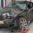 Estado en el que quedó el BMW que sufrió el primero de los accidentes en Valdefuentes