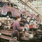 En el 60 aniversario del 600, ‘algo’ ha cambiado en la producción automovilística: del martillo y la llave fija… a la tecnología del ADN.