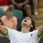 David Ferrer celebra la victoria ante Ivan Dodig y su pase a cuartos de final de Wimbledon.