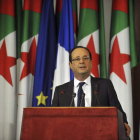 El presidente francés, François Hollande, durante su discurso al pueblo argelino.