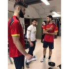 Marchán, a la izquierda, en el entrenamiento de ayer en Vezprém. RFEBM