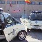 Imagen de archivo de dos patrullas de la Policía Local de San Andrés frente al Ayuntamiento