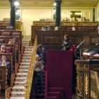 Rodríguez Zapatero interviene en un debate en una sesión de control