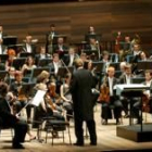 Un momento de la actuación de la Orquesta Sinfónica de Castilla y León anoche en el Auditorio
