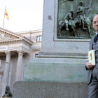 García Paz, letrado jefe de Civil y Penal de la Comunidad de Madrid, publica nuevo libro tras ‘Cuentos desde la oscuridad’. BENITO ORDÓÑEZ