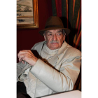 El ilusionista argentino René Lavand.