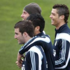 Higuaín, Sergio Ramos y Cristiano, en el último entreno.