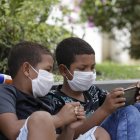 Portadores ocultos del COVID-19: Motivos por los que los niños lo son