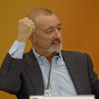 Arturo Pérez-Reverte, el 26 de noviembre del 2017, en una rueda de prensa ofrecida en la Ciudad de Guadalajara (México) con motivo de la Feria Internacional del Libro (FIL) de Guadalajara.