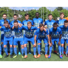 Formación del equipo que logró el ascenso. MACÍAS