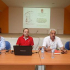 El alcalde de Hospital, Miguel Cordón, segundo a la derecha, habló al comienzo del curso.