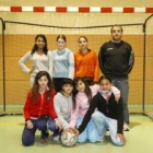 Formación del equipo infantil femenino del García Bellido que lidera el grupo único de su categoría