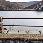 El embalse de Barrios de Luna rompe moldes con casi el doble de agua embalsada que el año pasado por estas fechas.