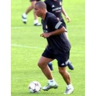 Ronaldo, que retrasó su debut como merengue, cargó contra Héctor Cúper